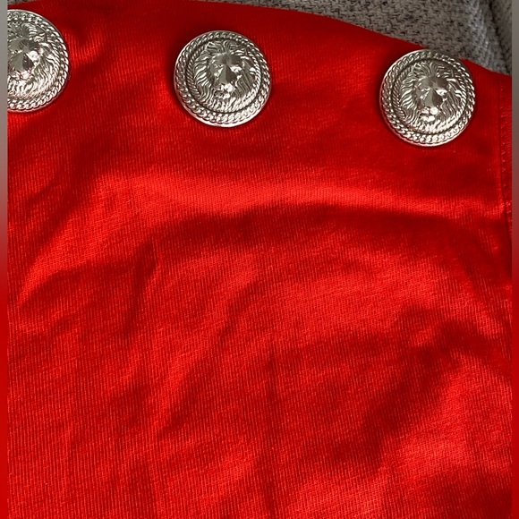 Balmain Red Buttoned Log Sleeveless T-Shirt - Picture 7 of 7